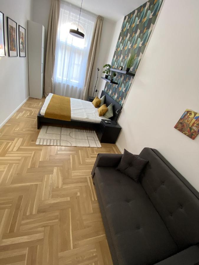 Birdie 3-Bdr Apartment Budapest Exterior foto