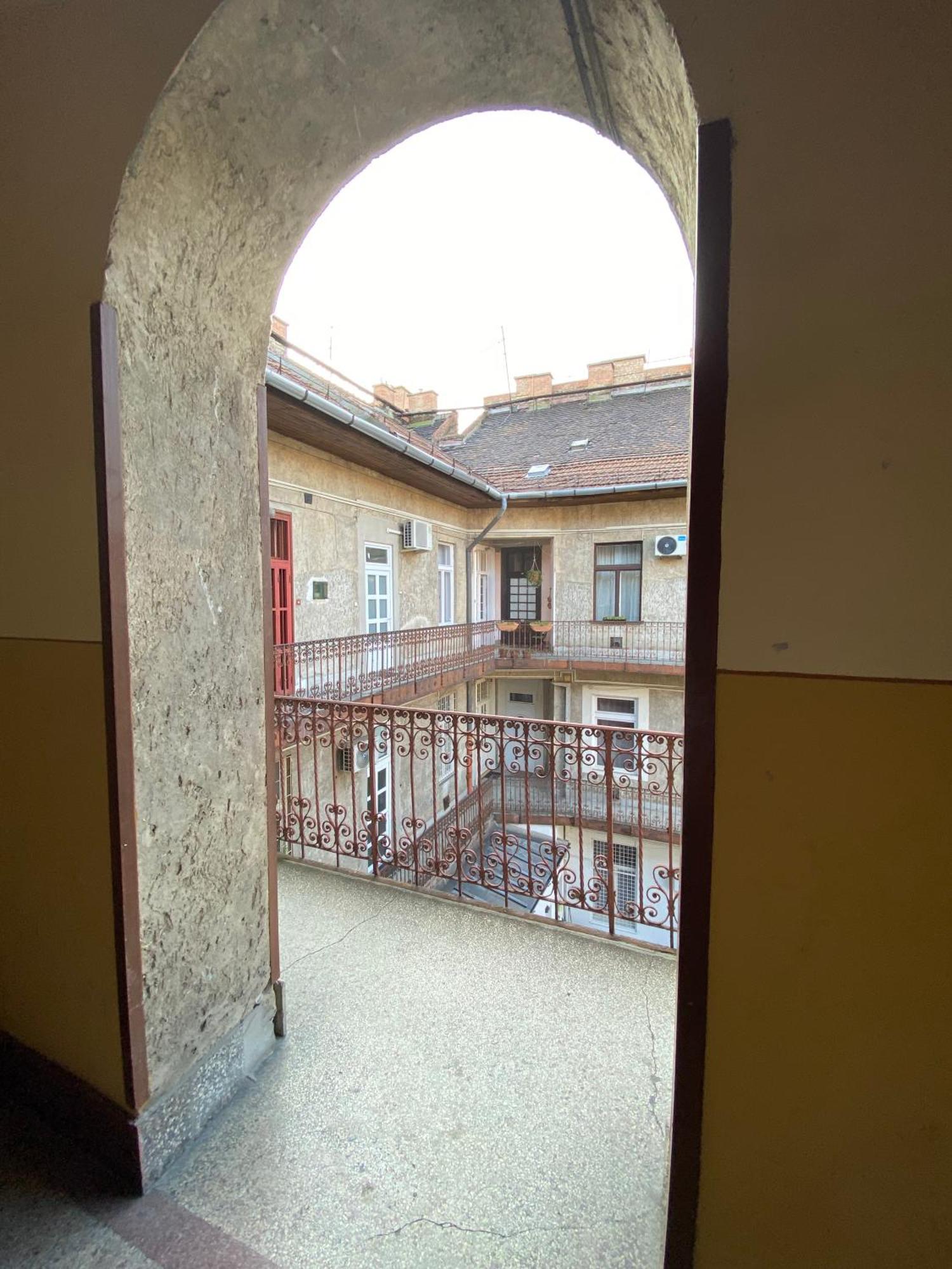 Birdie 3-Bdr Apartment Budapest Exterior foto